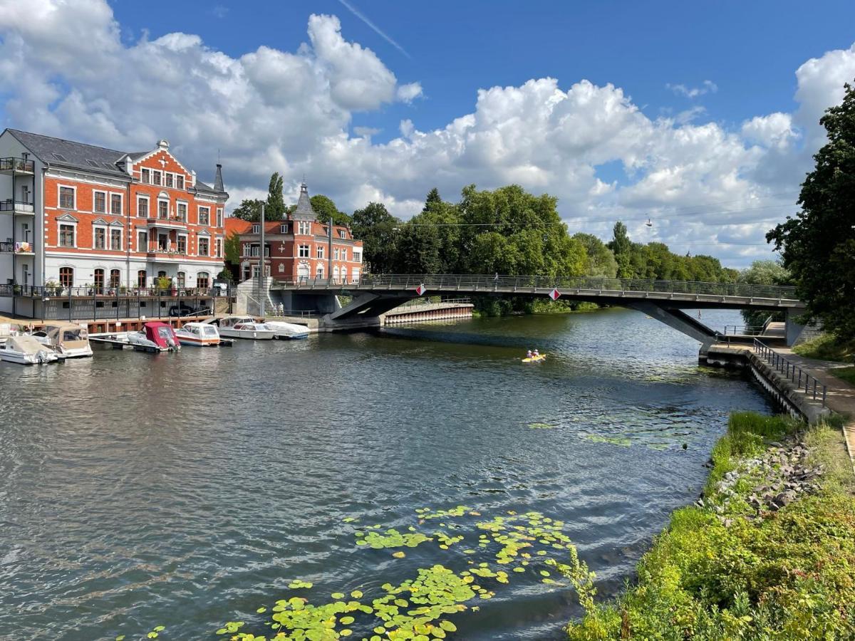 Appartamento Wohnen In Loriots Wasserstadt Mit Kamin Und Magentatv Brandenburg  Esterno foto